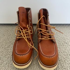 Red wing shoes Boots BRAND NEW (SOLD)